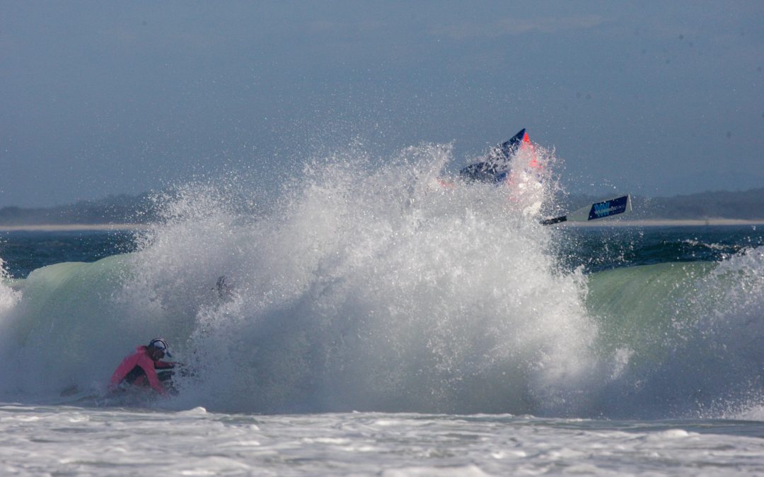 Long Lords & Apples battle 25 knot winds!